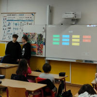 Deváťáci v roli učitelů