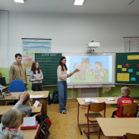 Deváťáci v roli učitelů