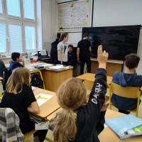 Deváťáci v roli učitelů